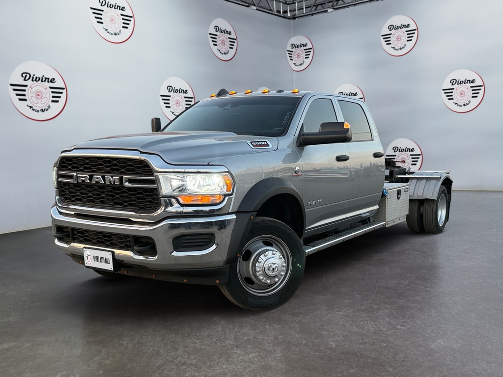 2022 RAM 5500 CREW CAB & CHASSIS for sale in Orange