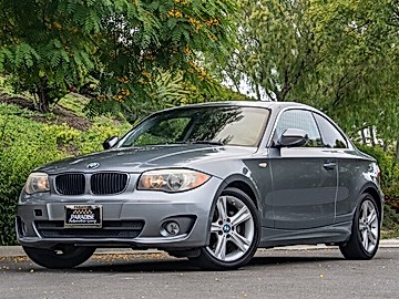 GRAY, 2012 BMW 1 SERIES Image 