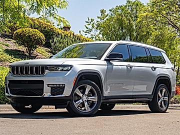 SILVER, 2022 JEEP GRAND CHEROKEE L Image 