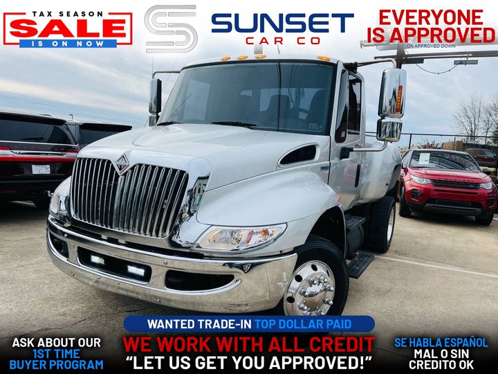 Silver, 2009 International DuraStar 4300 Image 